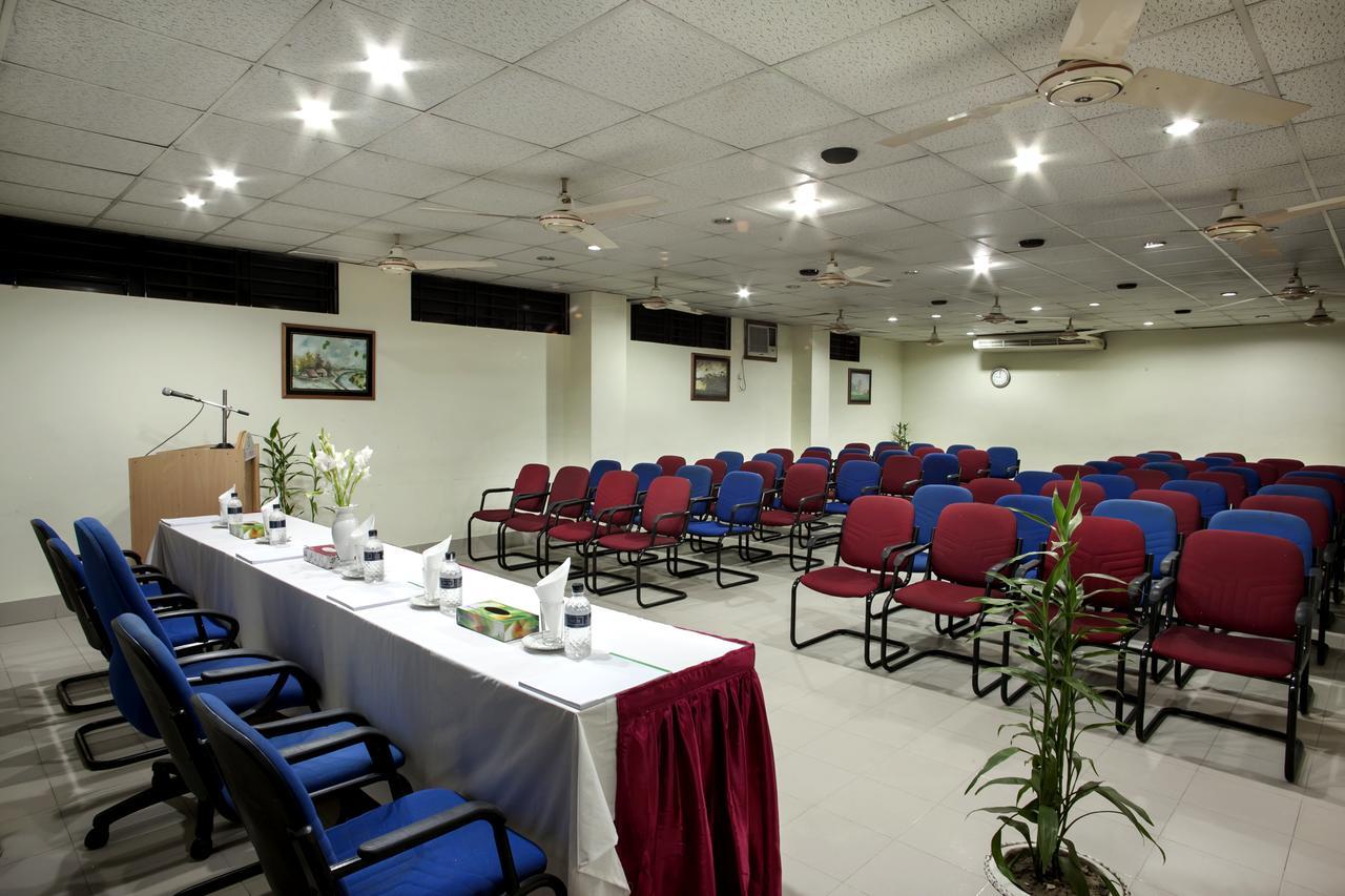 Hotel Supreme Sylhet Exterior foto