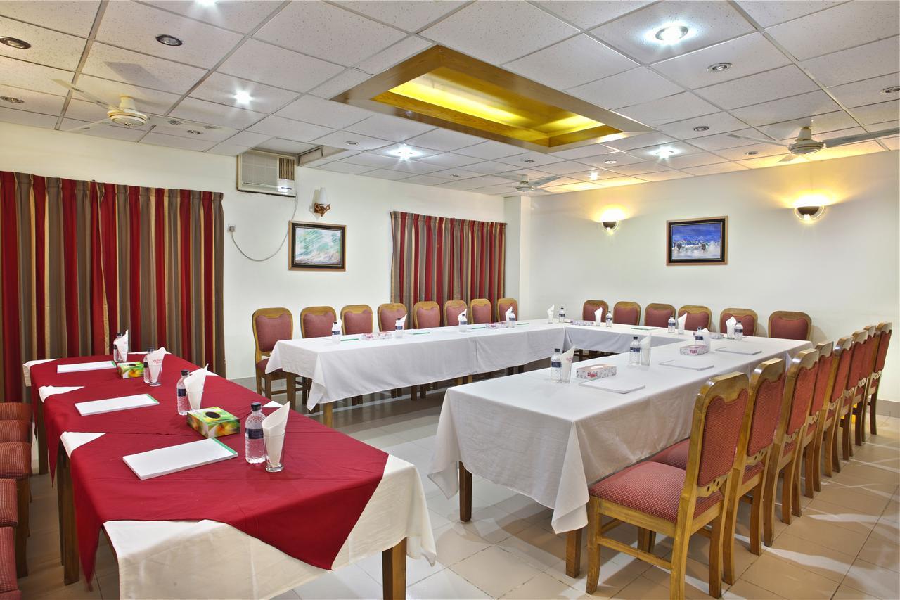 Hotel Supreme Sylhet Exterior foto